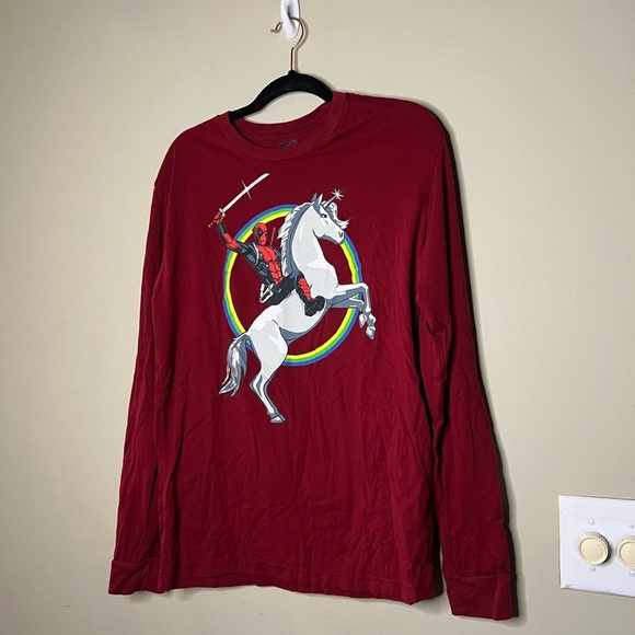 Deadpool Graphic Shirt - Picture 2 of 5